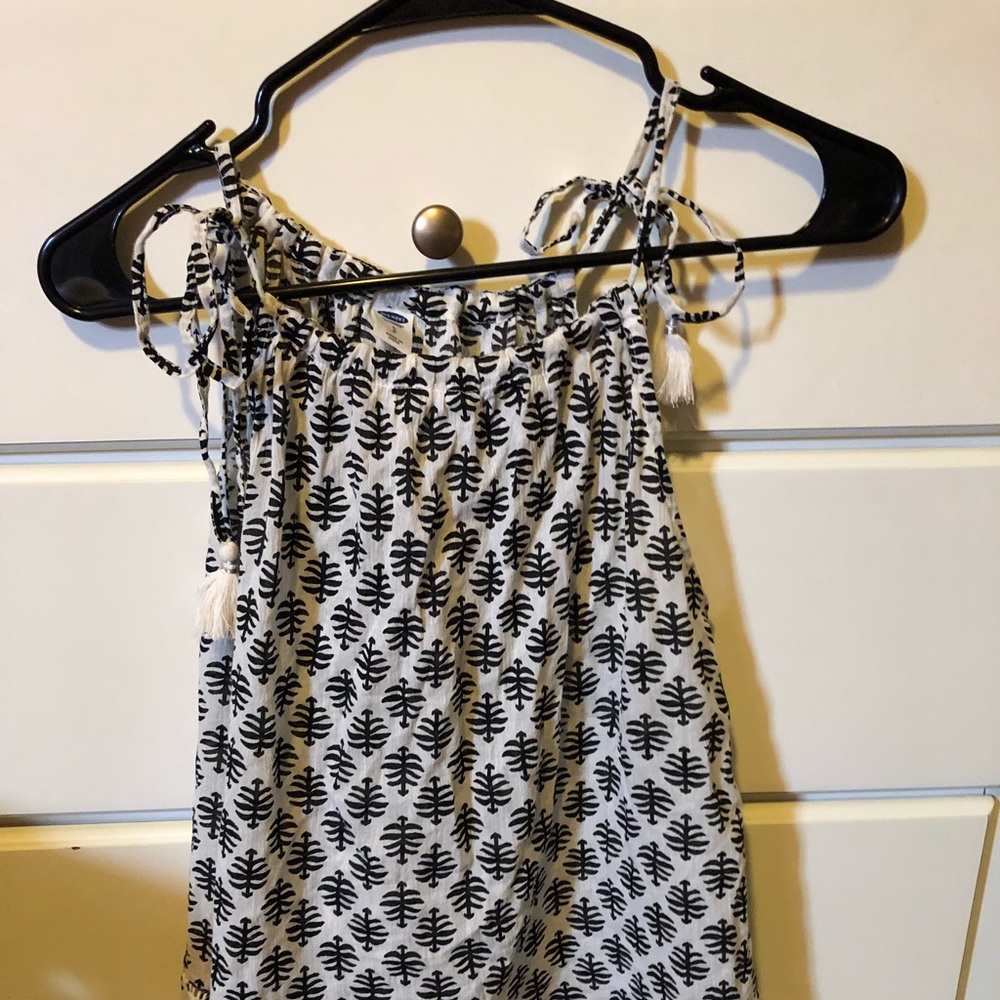 OLD NAVY TANK TOP